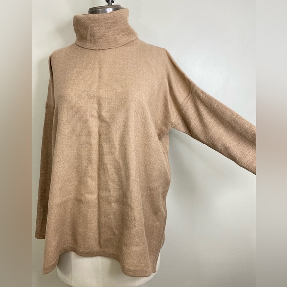 CUYANA 100% ALPACA PONCHO SWEATER IN CAMEL OVERSIZED XS/S - Picture 6 of 13